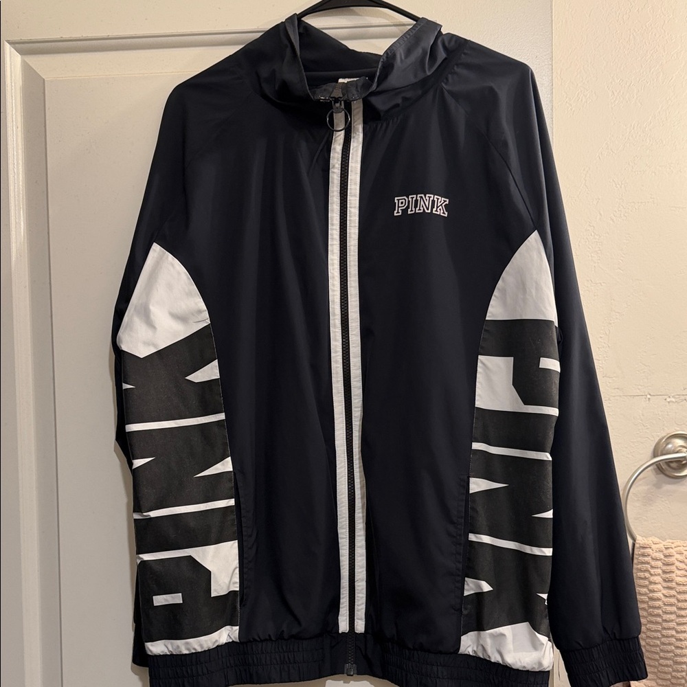 PINK Victoria's Secret Women’s Black and White Windbreaker